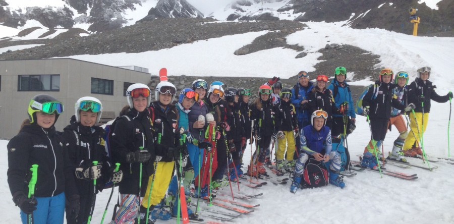 Ragazzi Allievi al via sulla neve di Stubai
