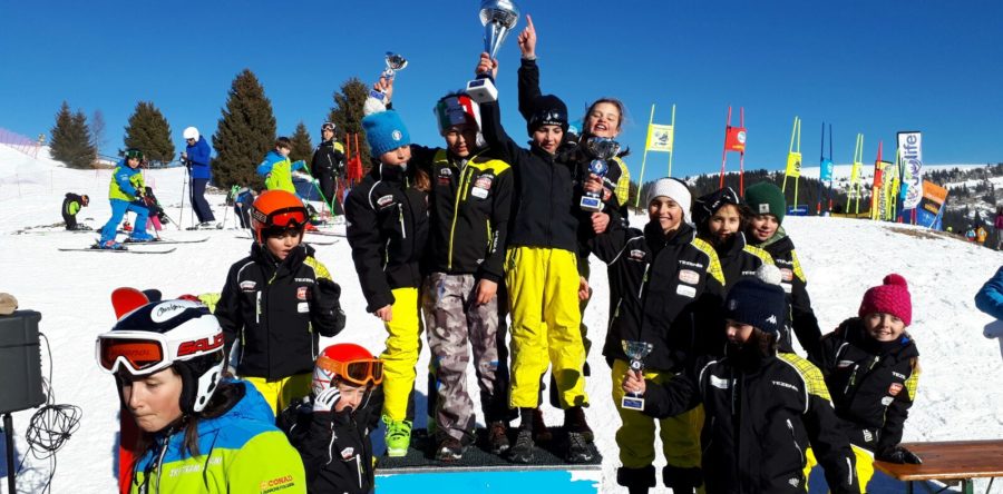 Baby Cuccioli primi allo skicross di Passo Coe